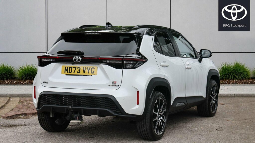 Toyota Yaris Cross 1.5 Vvt-h Gr Sport E-cvt Euro 6 Ss MD73VYG White #2