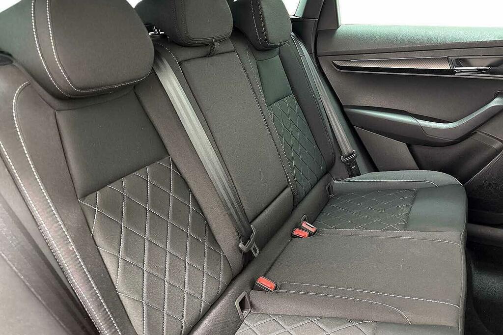 Skoda Karoq 1.5 Tsi Se Edition Black #9
