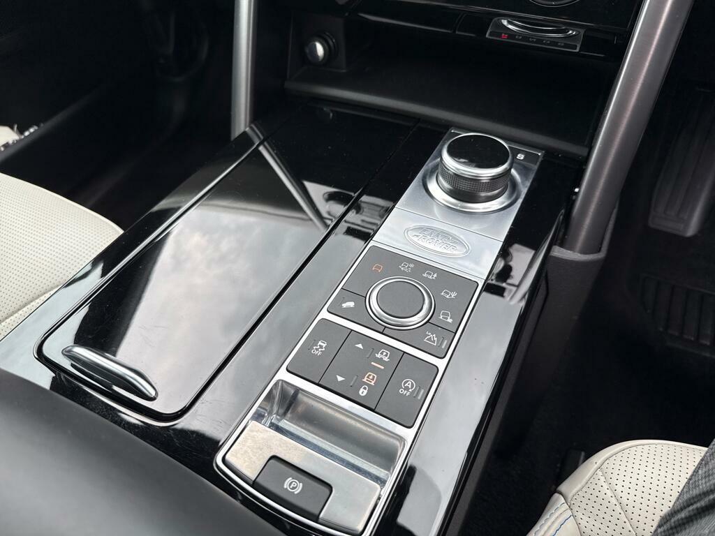 Land Rover Discovery Sd4 S Suv Black #36