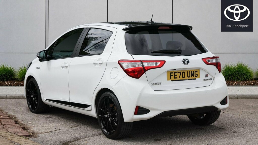 Toyota Yaris 1.5 Vvt-h Gr Sport E-cvt Euro 6 Ss FE70UMG White #4