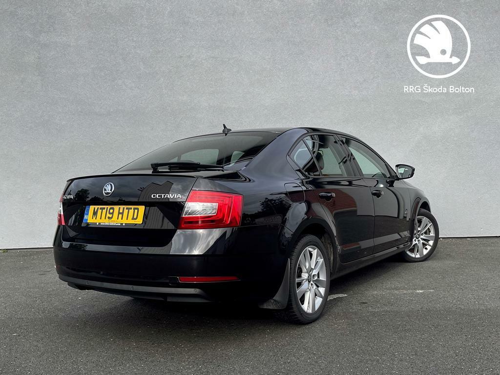 Skoda Octavia 1.5 Tsi Se Dsg Black #8