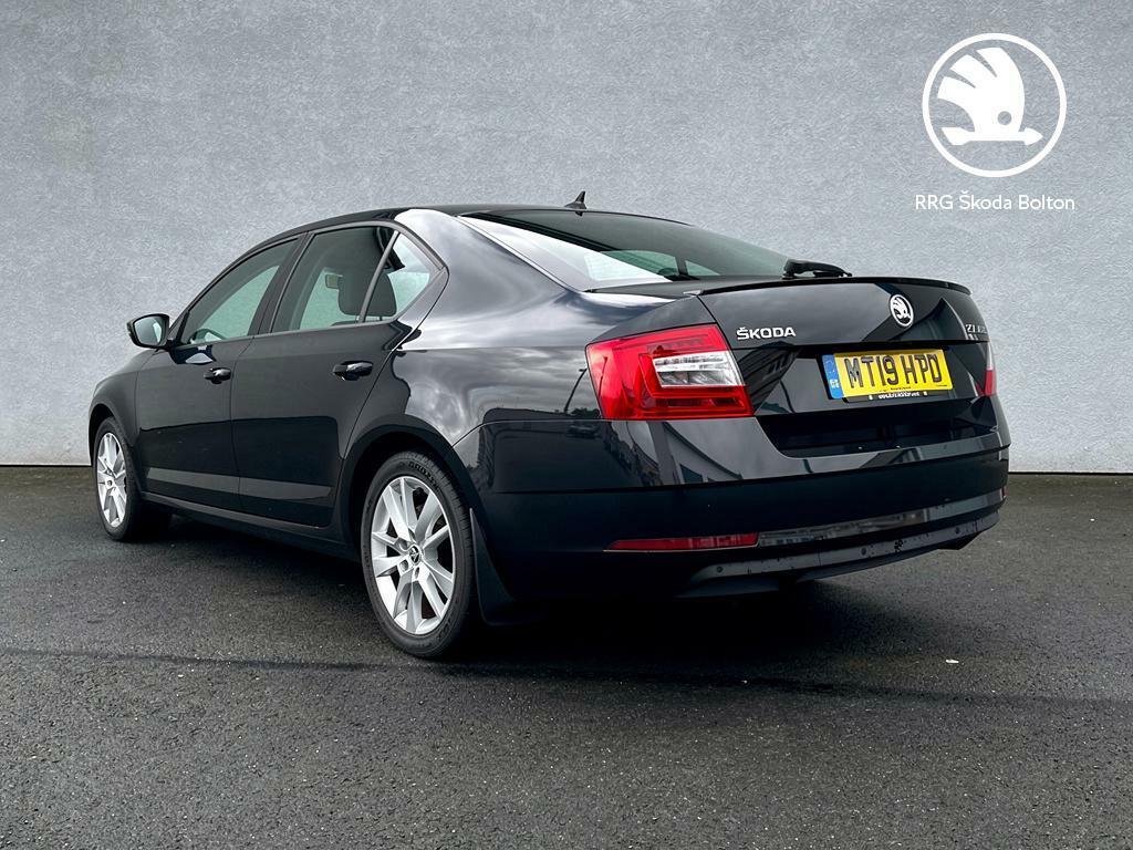Skoda Octavia 1.5 Tsi Se L Dsg Black #6