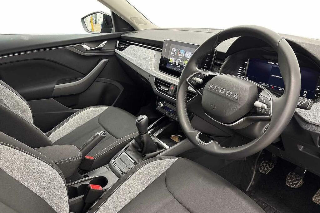 Skoda Scala 1.0 Tsi 95 Se Edition Black #6