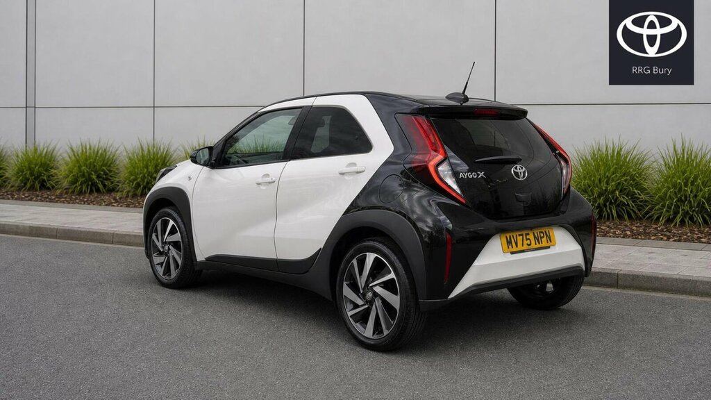 Toyota Aygo X 1.0 Vvt-i Edge X-shift Euro 6 Ss MV75NPN White #6