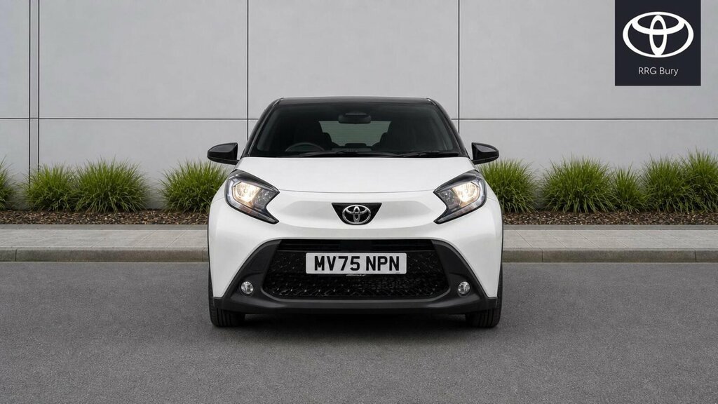 Toyota Aygo X 1.0 Vvt-i Edge X-shift Euro 6 Ss MV75NPN White #2