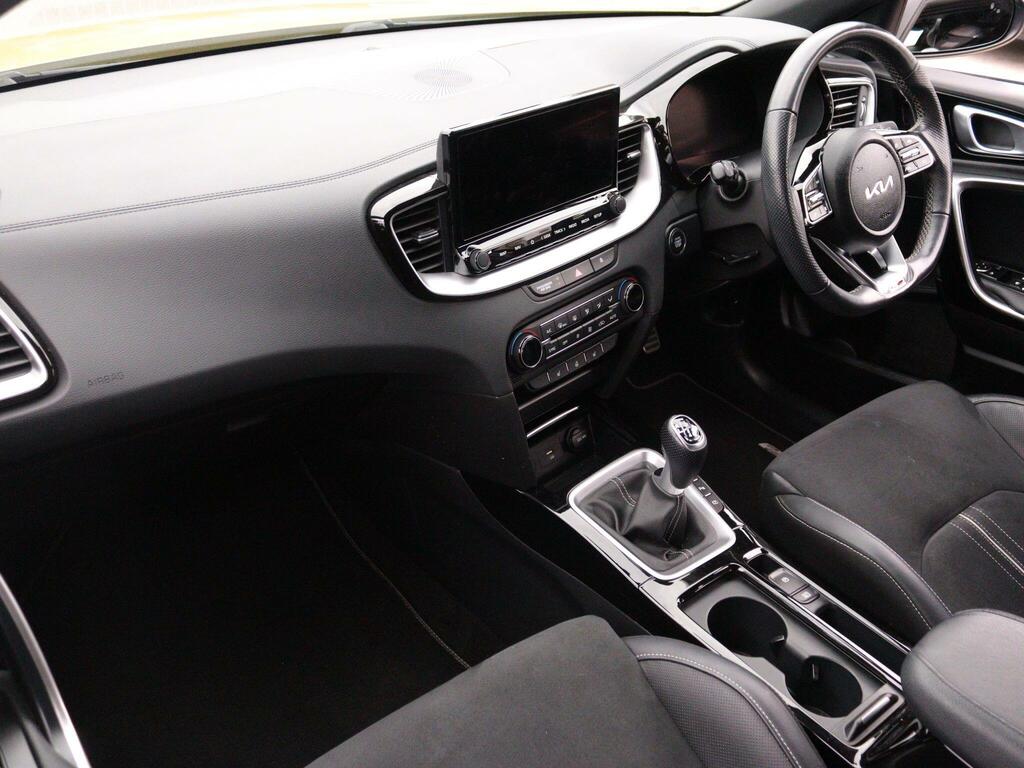Kia Xceed 1.5 T-gdi Gt-line S Euro 6 Ss Yellow #4