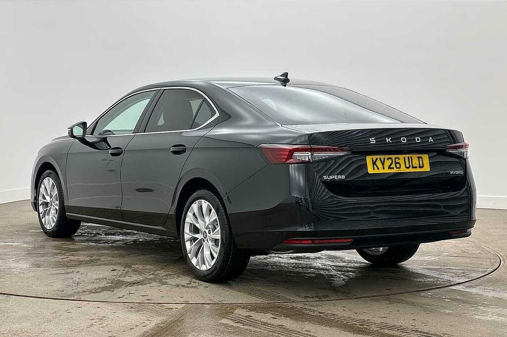 Skoda Superb 1.5 Tsi E-tec Se L Dsg Black #3