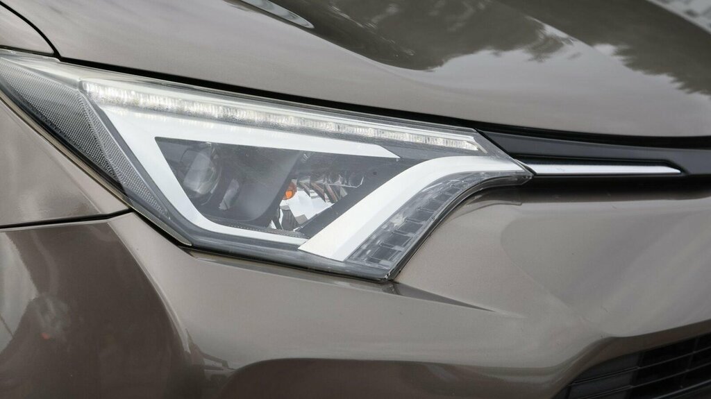 Toyota Rav 4 2.0 D-4d Icon 2Wd Grey #20