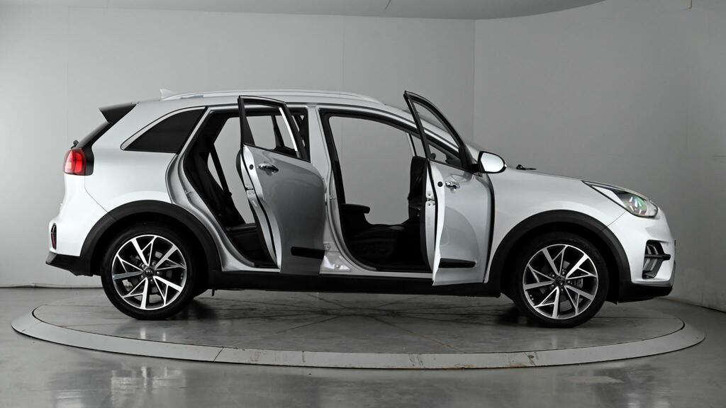 Kia Niro 1.6 Gdi Hybrid 2 Dct Red #66