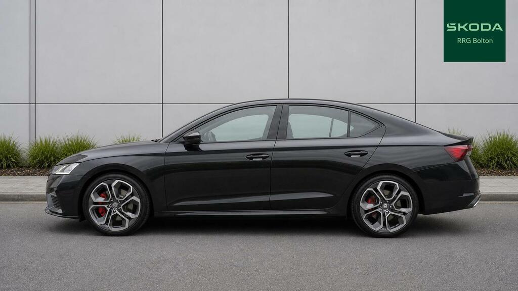 Skoda Octavia 2.0 Tsi Vrs Dsg Black #4