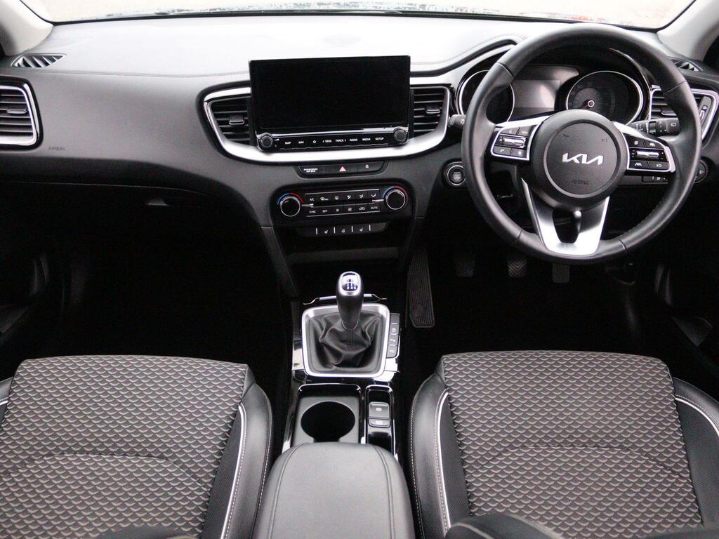 Kia Xceed 1.5 T-gdi 3 Euro 6 Ss Silver #6
