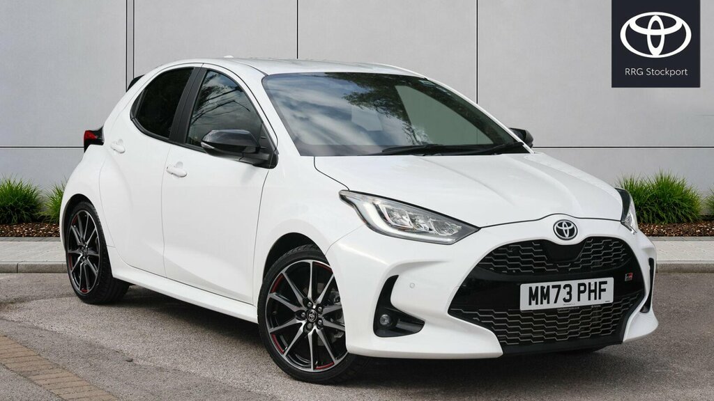Toyota Yaris 1.5 Vvt-h Gr Sport E-cvt Euro 6 Ss White