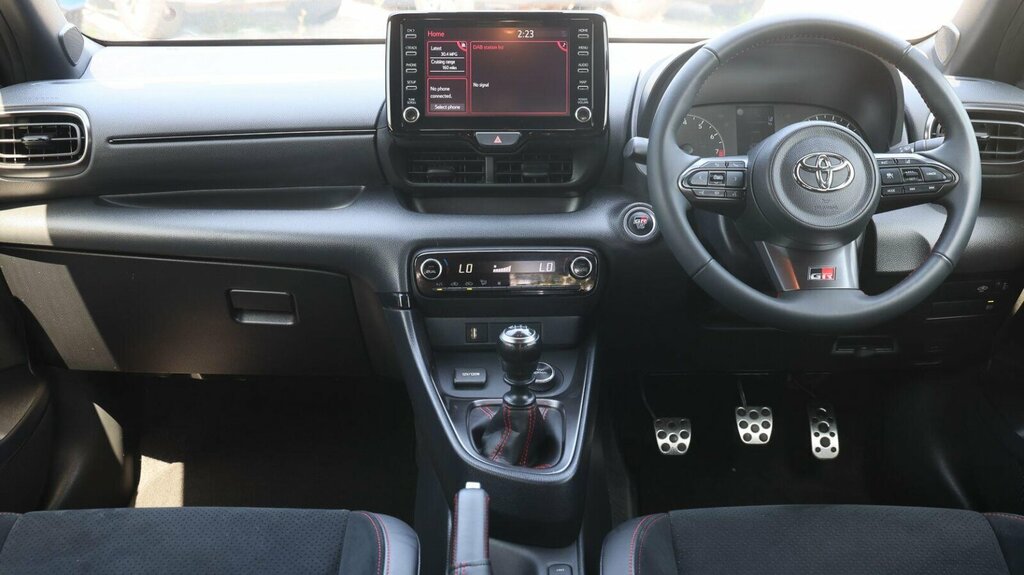 Toyota Yaris 1.6T Gr Circuit Awd Euro 6 CX21YDD Black #6