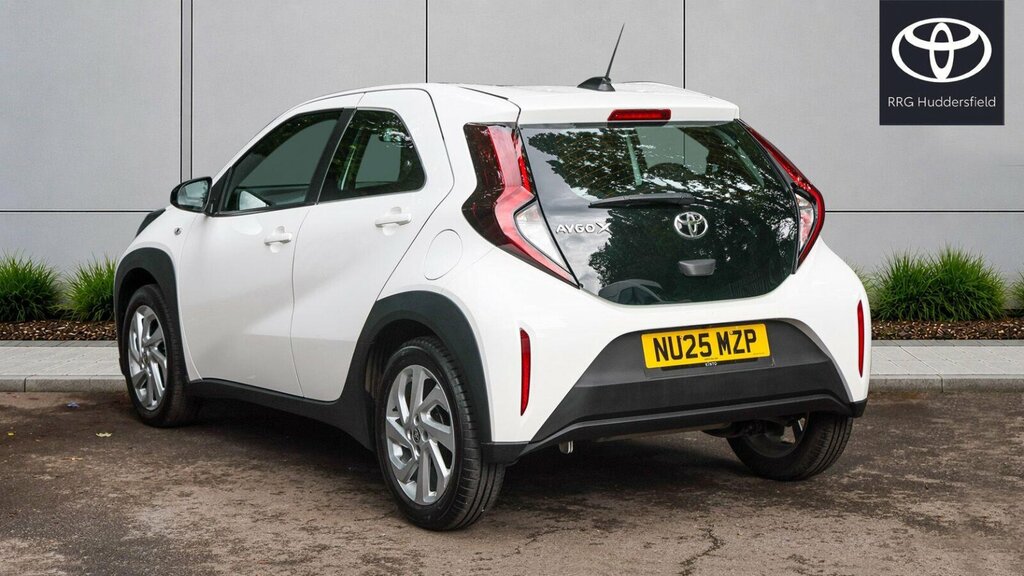 Toyota Aygo X 1.0 Vvt-i Pure X-shift Euro 6 Ss White #4