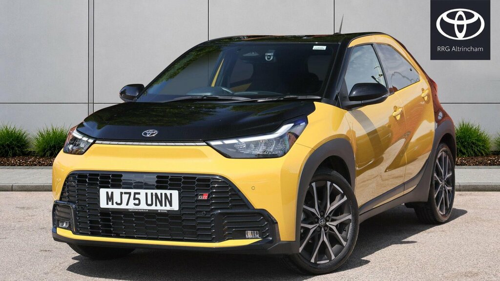 Toyota Aygo X 1.5H Gr Sport Cvt Euro 6 Ss Yellow #3