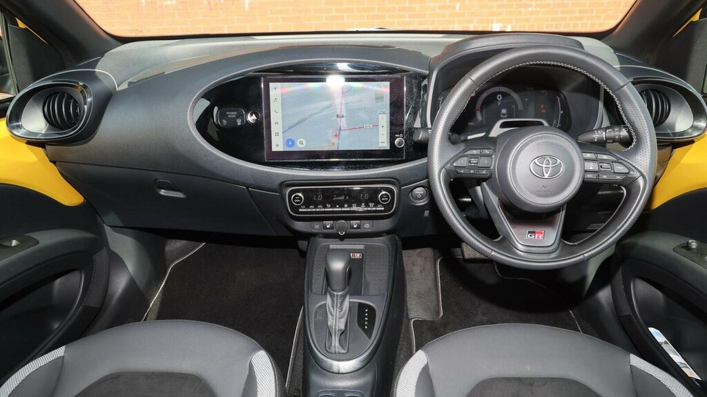 Toyota Aygo X 1.5H Gr Sport Cvt Euro 6 Ss Yellow #6