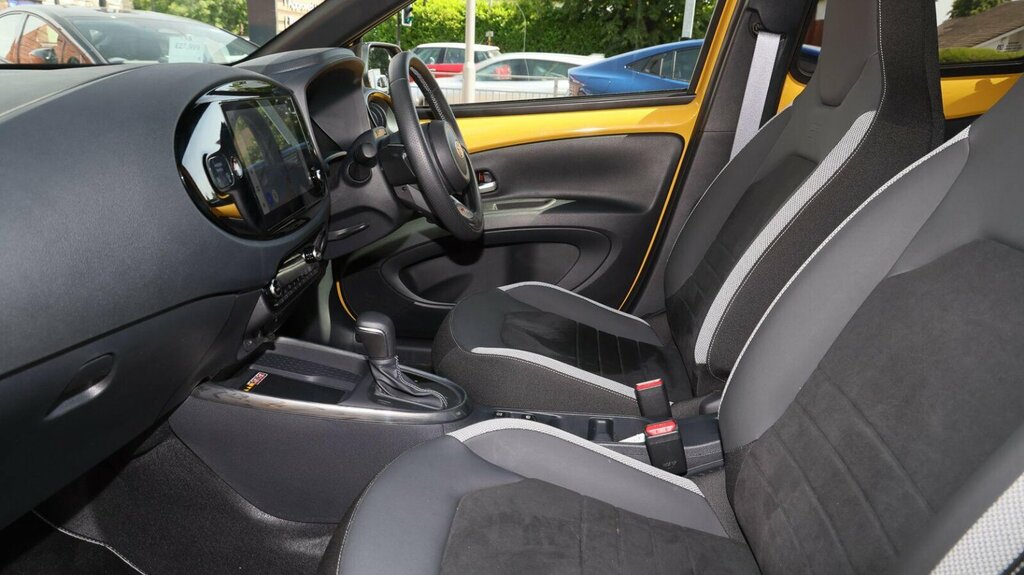 Toyota Aygo X 1.5H Gr Sport Cvt Euro 6 Ss Yellow #5