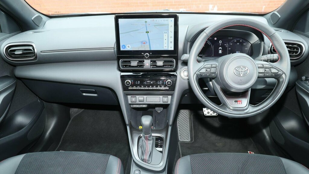 Toyota Yaris Cross 1.5 Vvt-h Gr Sport E-cvt Euro 6 Ss White #6