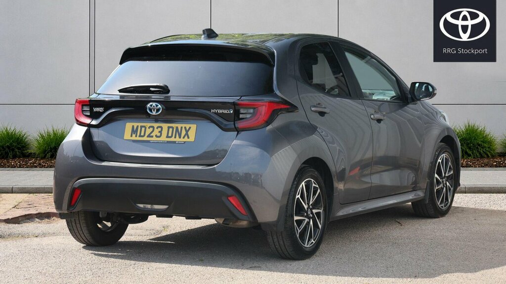 Toyota Yaris 1.5 Vvt-h Design E-cvt Euro 6 Ss MD23DNX Grey #2