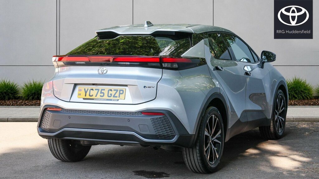Toyota C-Hr 1.8 Vvt-h Design Cvt Euro 6 Ss YC75GZP Silver #2