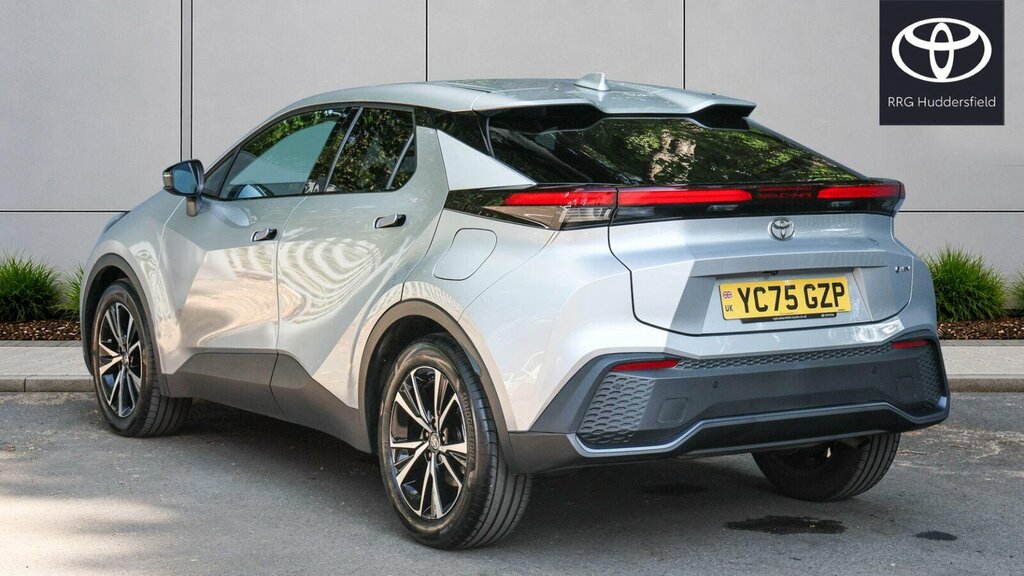 Toyota C-Hr 1.8 Vvt-h Design Cvt Euro 6 Ss YC75GZP Silver #4
