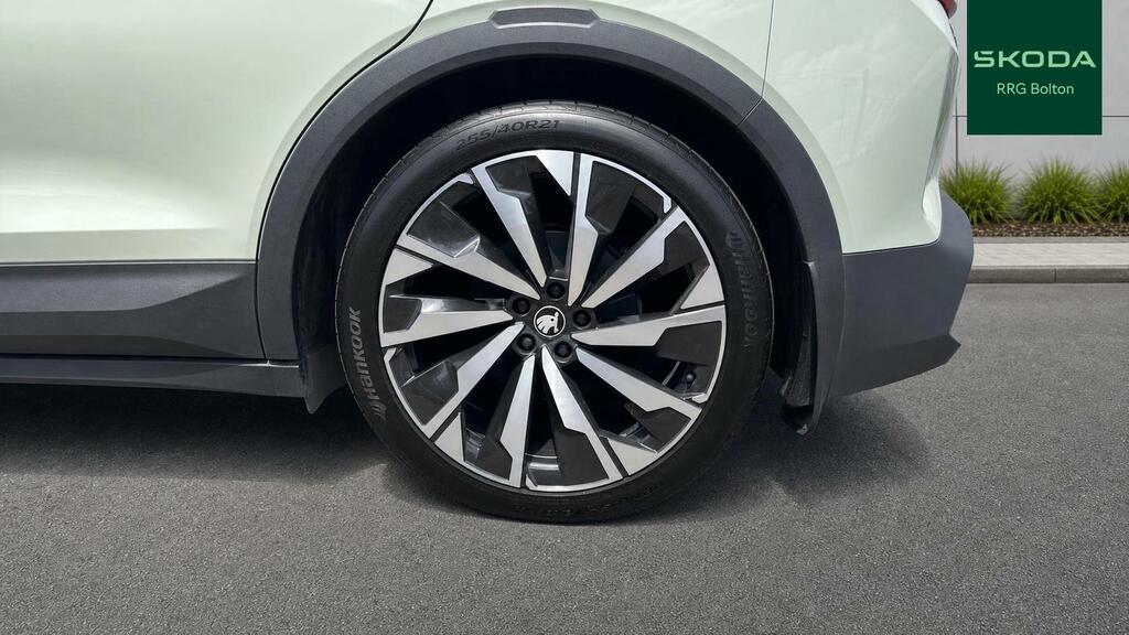 Skoda Elroq 210Kw 85 Sportline 82Kwh Green #5