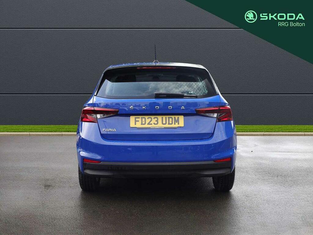 Skoda Fabia 1.0 Tsi 110 Se Comfort Dsg Blue #5