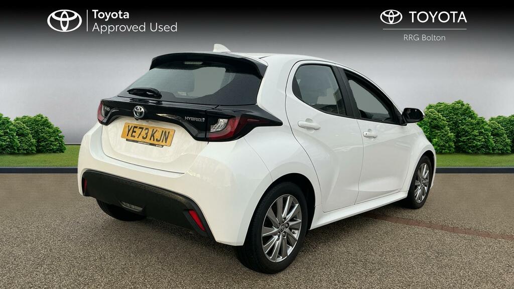 Toyota Yaris 1.5 Vvt-h Icon E-cvt Euro 6 Ss White #2