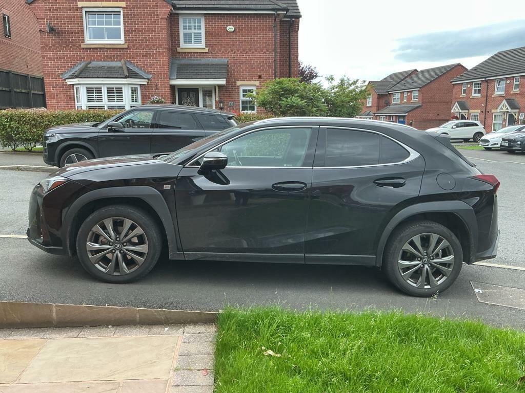 Lexus UX 2.0 250H F Sport Design Suv Hybrid E-cv Black #4