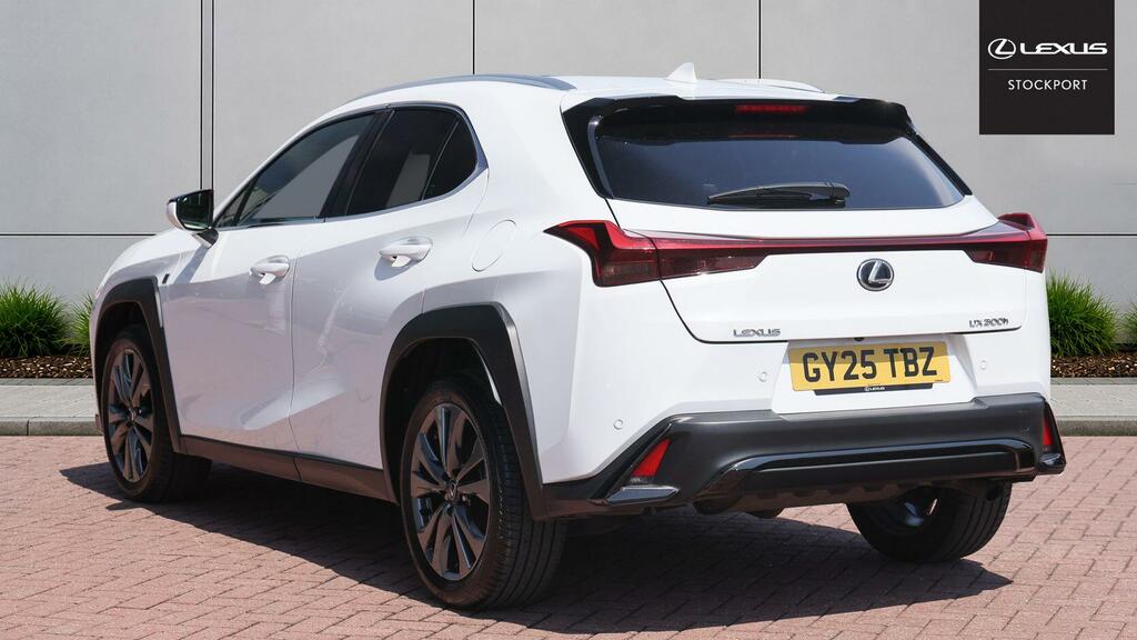 Lexus UX 2.0 300H F Sport Design E-cvt Euro 6 Ss White #4