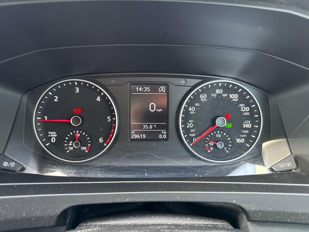 Volkswagen Transporter Shuttle T6 Tdi 150 7 Speed Dsg 8 Seat Shuttle Se Lwb Red #27