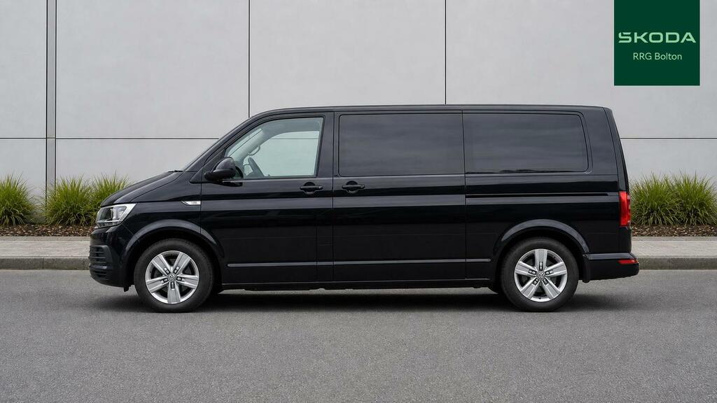 Volkswagen Transporter Shuttle 2.0 Tdi Bmt 150Ps Se Minibus Dsg Black #4