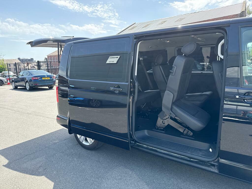 Volkswagen Transporter Shuttle T6 Tdi 150 7 Speed Dsg 8 Seat Shuttle Se Lwb Red #21