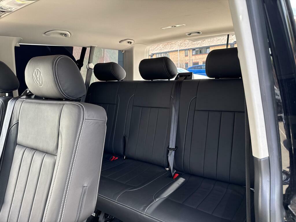 Volkswagen Transporter Shuttle T6 Tdi 150 7 Speed Dsg 8 Seat Shuttle Se Lwb Red #17
