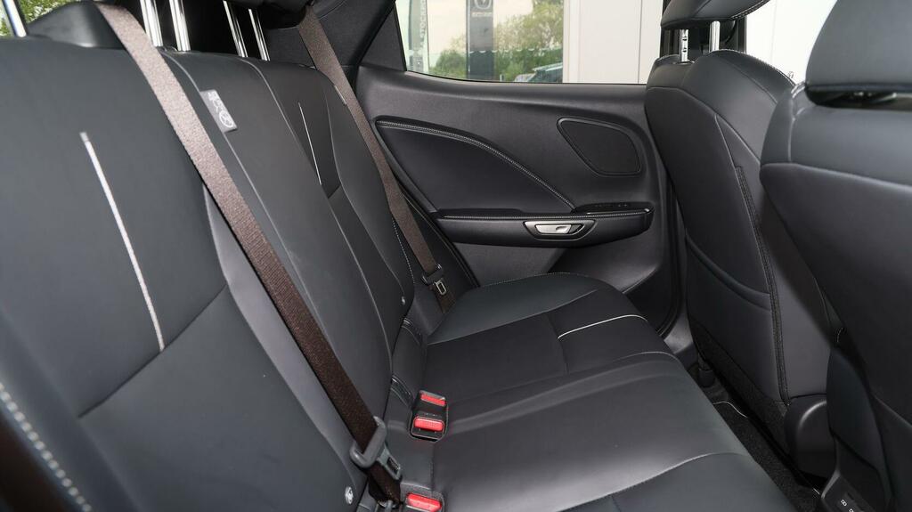 Lexus LBX 1.5 Vvt-ie Premium Plus Design E-cvt Euro 6 Ss Red #8
