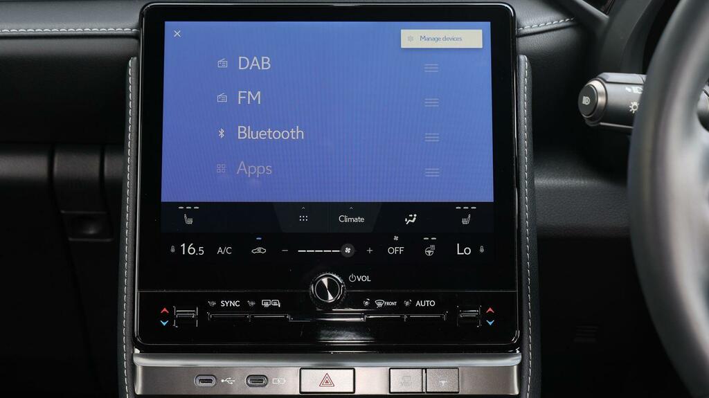 Lexus LBX 1.5 Vvt-ie Premium Plus Design E-cvt Euro 6 Ss Red #9