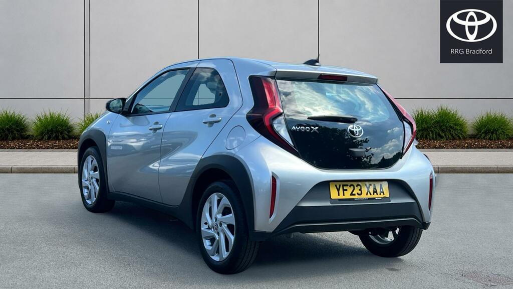 Toyota Aygo X 1.0 Vvt-i Pure Euro 6 Ss Silver #4