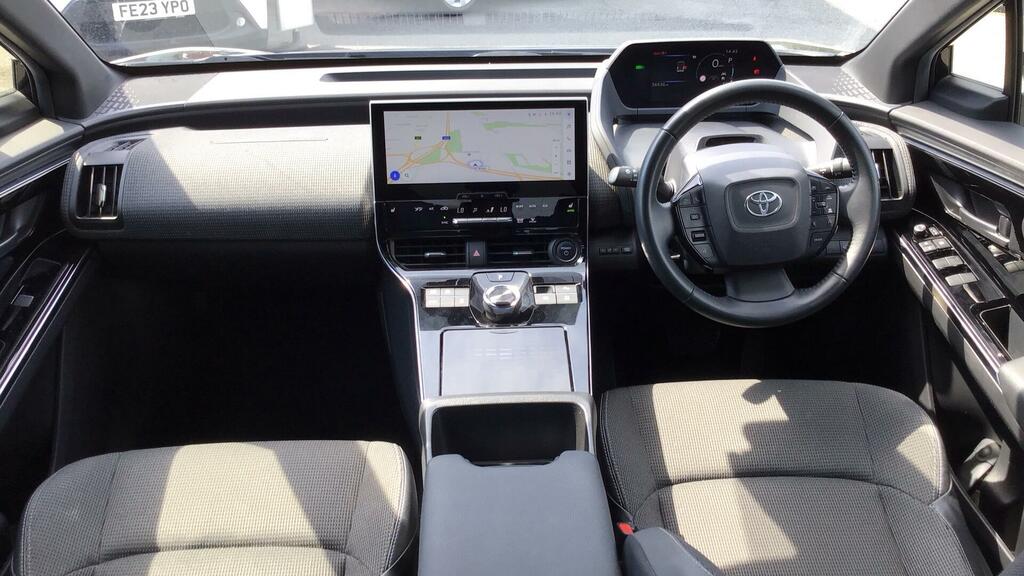 Toyota bZ4X 71.4Kwh Motion 11Kw Obc Black #6