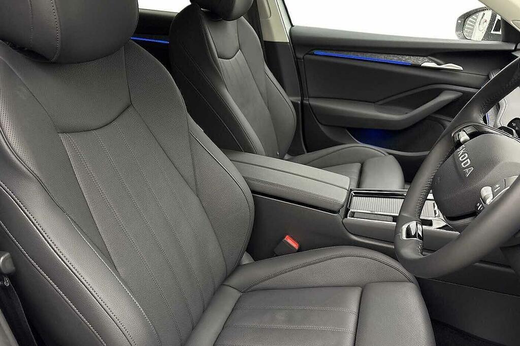 Skoda Superb 2.0 Tdi 193 Se L 4X4 Dsg White #10