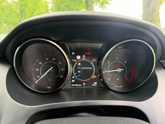 Jaguar E-Pace 2.0 D150 Chequered Flag Awd #40