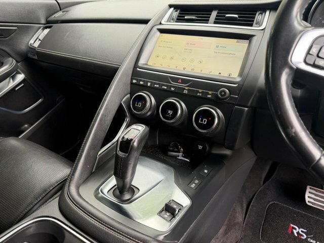 Jaguar E-Pace 2.0 D150 Chequered Flag Awd #27