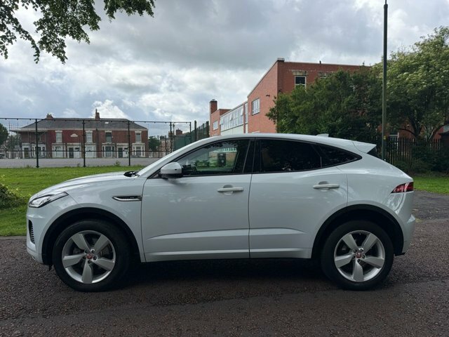 Jaguar E-Pace 2019 2.0 D180 R-dynamic Se Suv Awd White #6