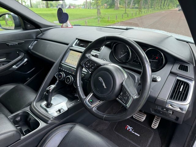 Jaguar E-Pace 2.0 D150 Chequered Flag Awd #12