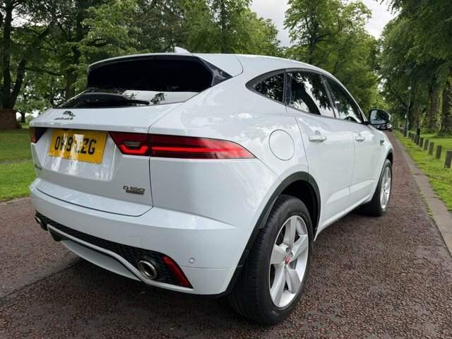 Jaguar E-Pace 2019 2.0 D180 R-dynamic Se Suv Awd White #3