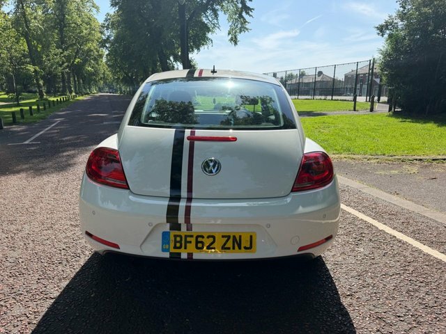 Volkswagen Beetle 2012 1.2 Tsi Design Hatchback Dsg Euro White #4