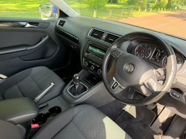 Volkswagen Jetta Ltd Edition Black #10