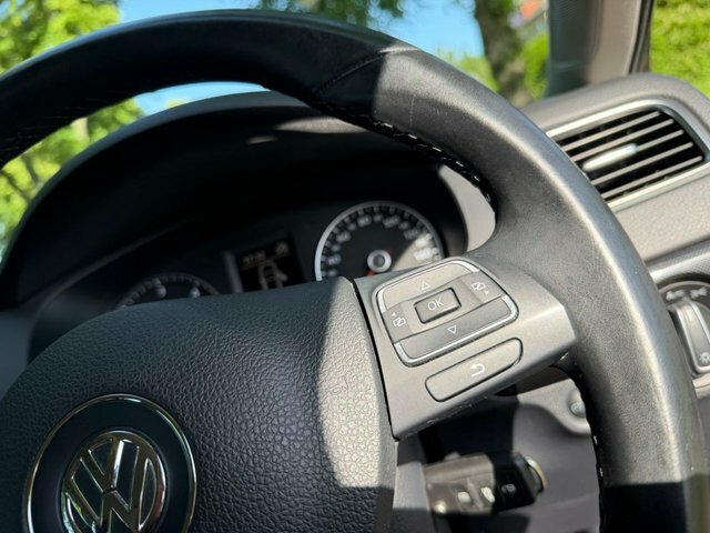 Volkswagen Jetta Ltd Edition Black #28