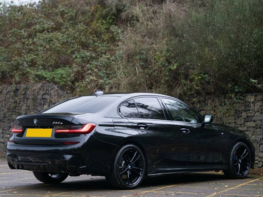 BMW 3 Series 2L M Sport Black #3