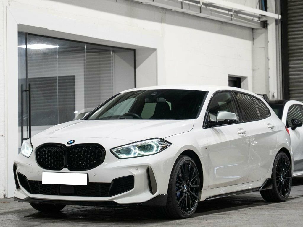 BMW 1 Series 2L Null White #2