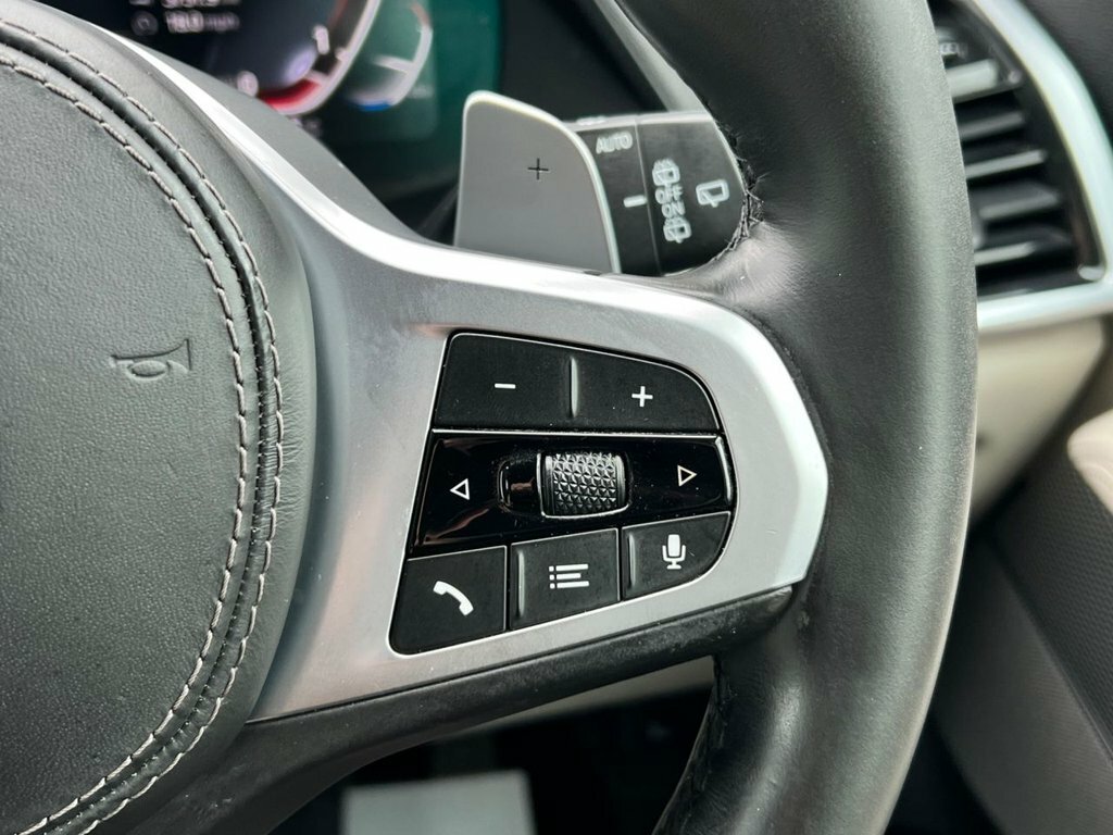BMW X5 M50i White #39